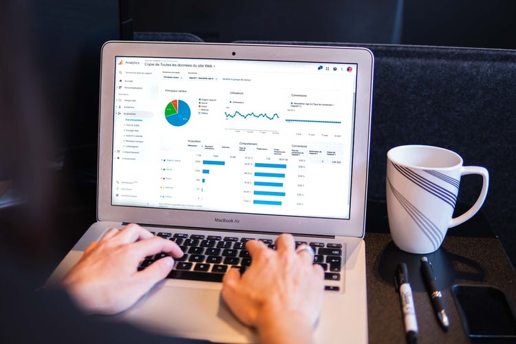 Delegating the task is the right way to grow: 5 reasons why you should hire an experienced SEO agency to look after your online presence